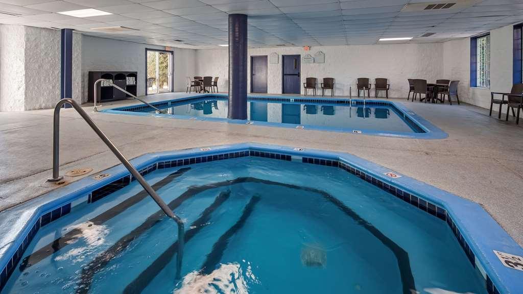 Charlevoix Inn & Suites Surestay Collection By Best Western Bekvämligheter bild